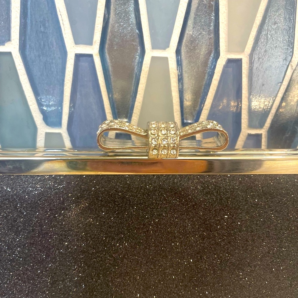 I.N.C Clutch - Picture 5 of 7